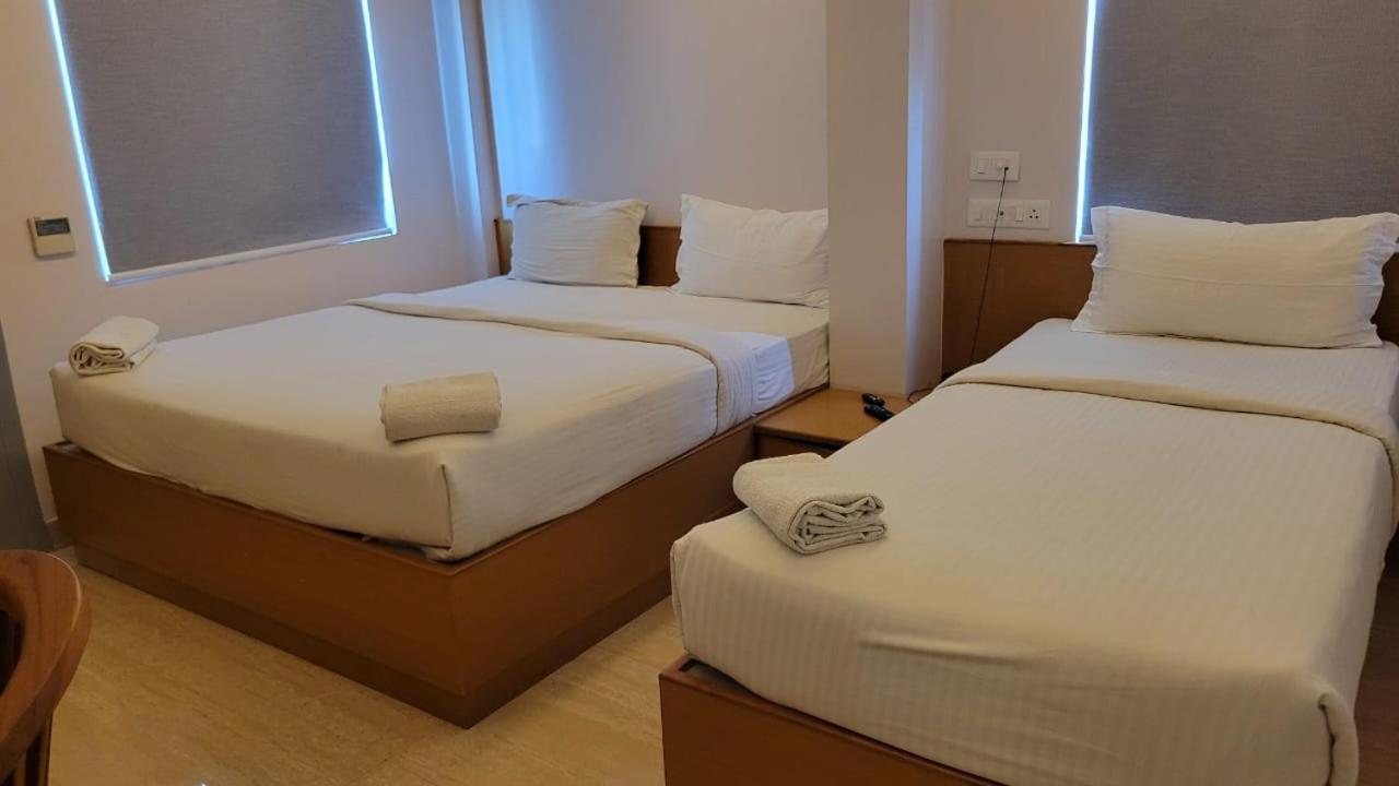 Moshis Nest Hotel Maduráj Kültér fotó